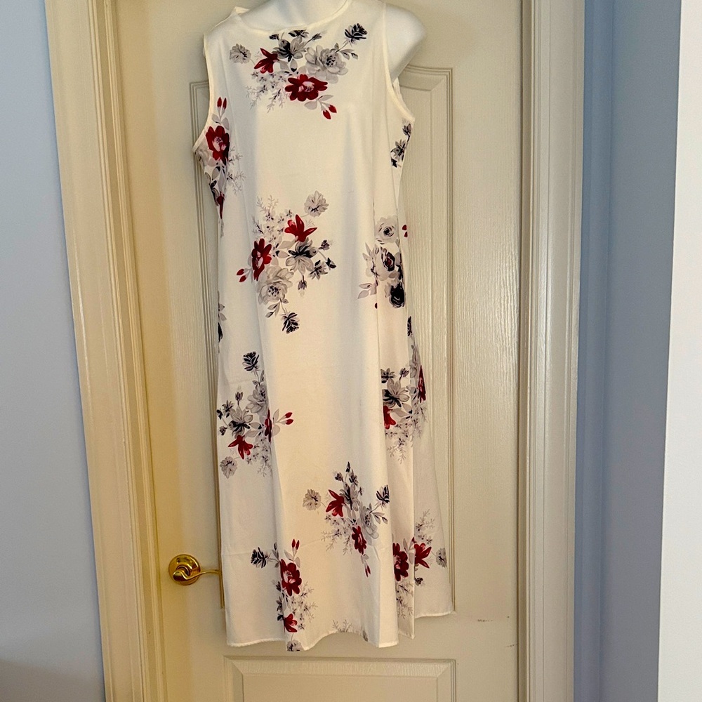 Floral Sleeveless White Dress